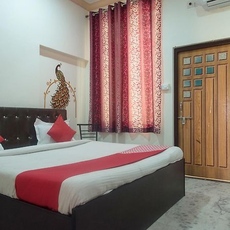 Oyo 11743 Hotel Shree Krishna Udaipur Exterior foto