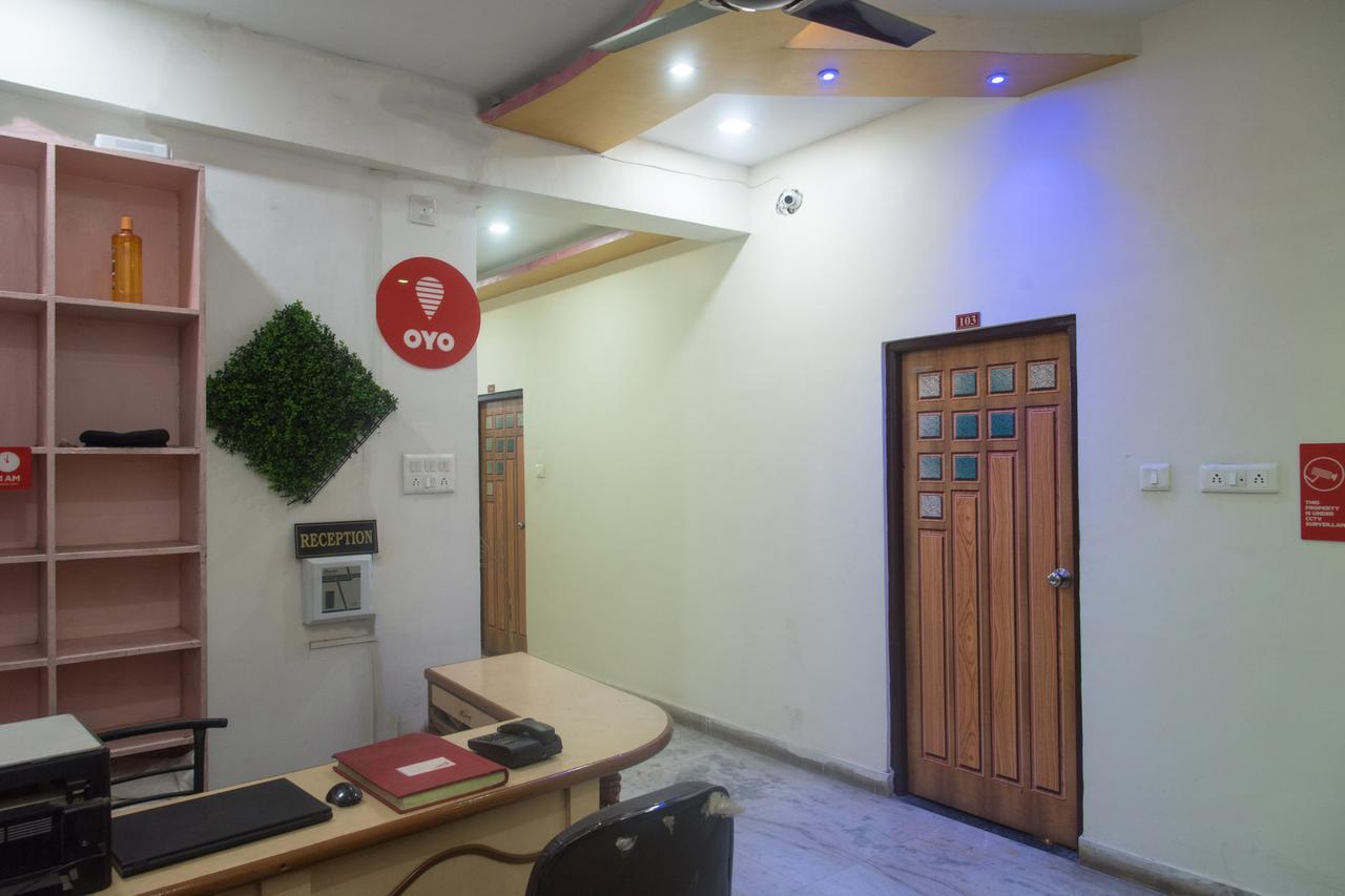 Oyo 11743 Hotel Shree Krishna Udaipur Exterior foto